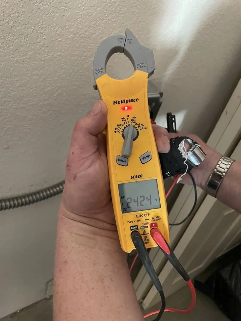 Voltage testing with clamp meter during Generator Installation in Mountain House